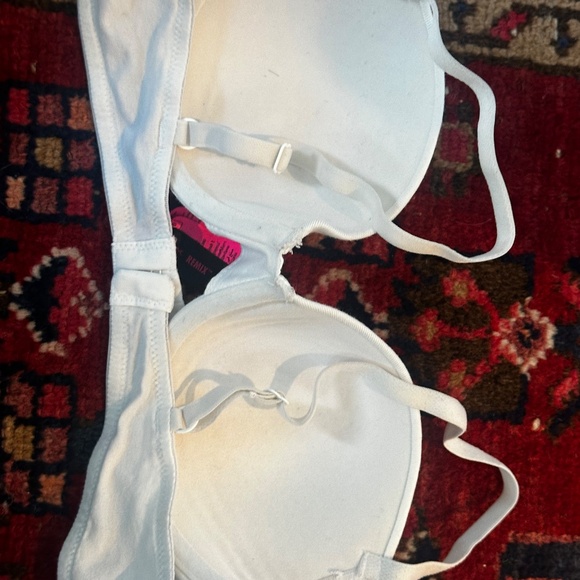 5 Bras (34B): 1Strapless, 2 PushUp,  w Straps & 2 Padded Exercise Bras - Picture 13 of 16